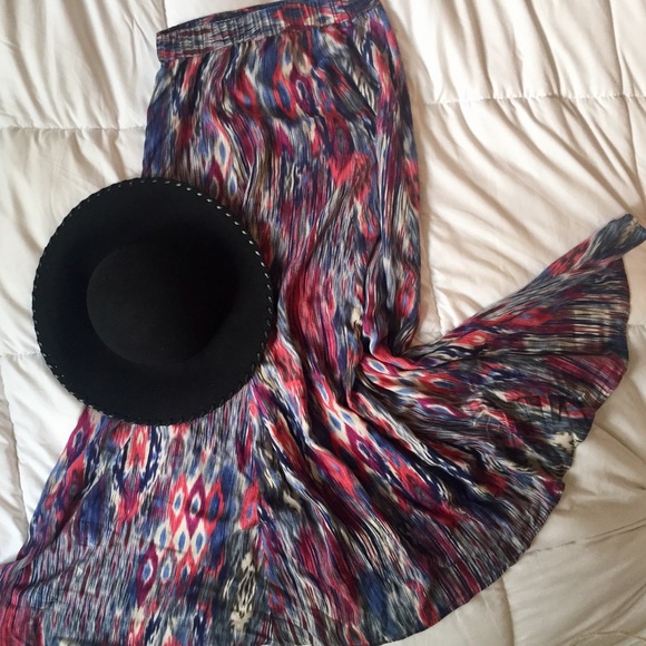 SOLD - Picture 2 of 4